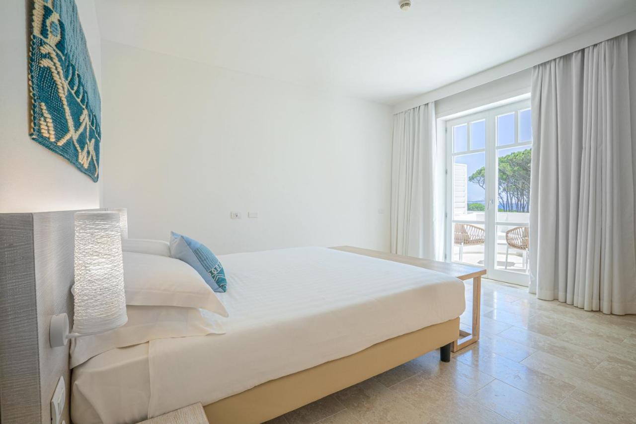 Felix Hotels - Hotel La Coluccia Santa Teresa Gallura Ngoại thất bức ảnh