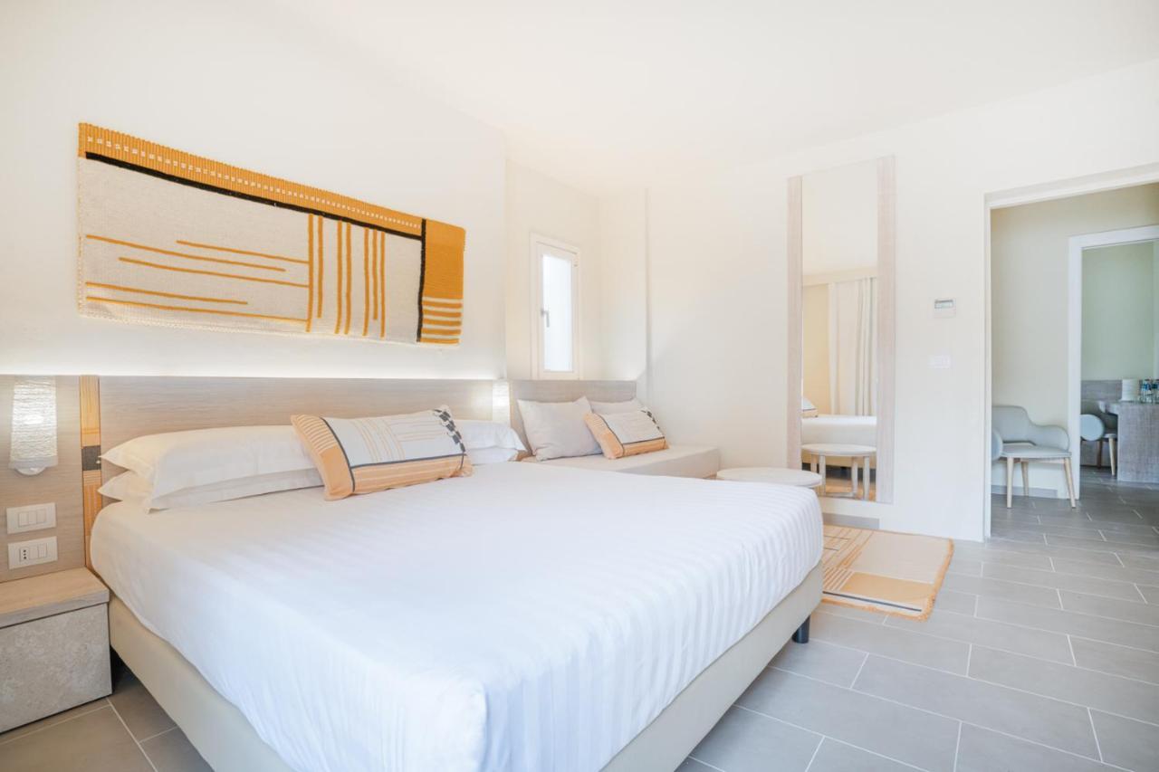Felix Hotels - Hotel La Coluccia Santa Teresa Gallura Ngoại thất bức ảnh