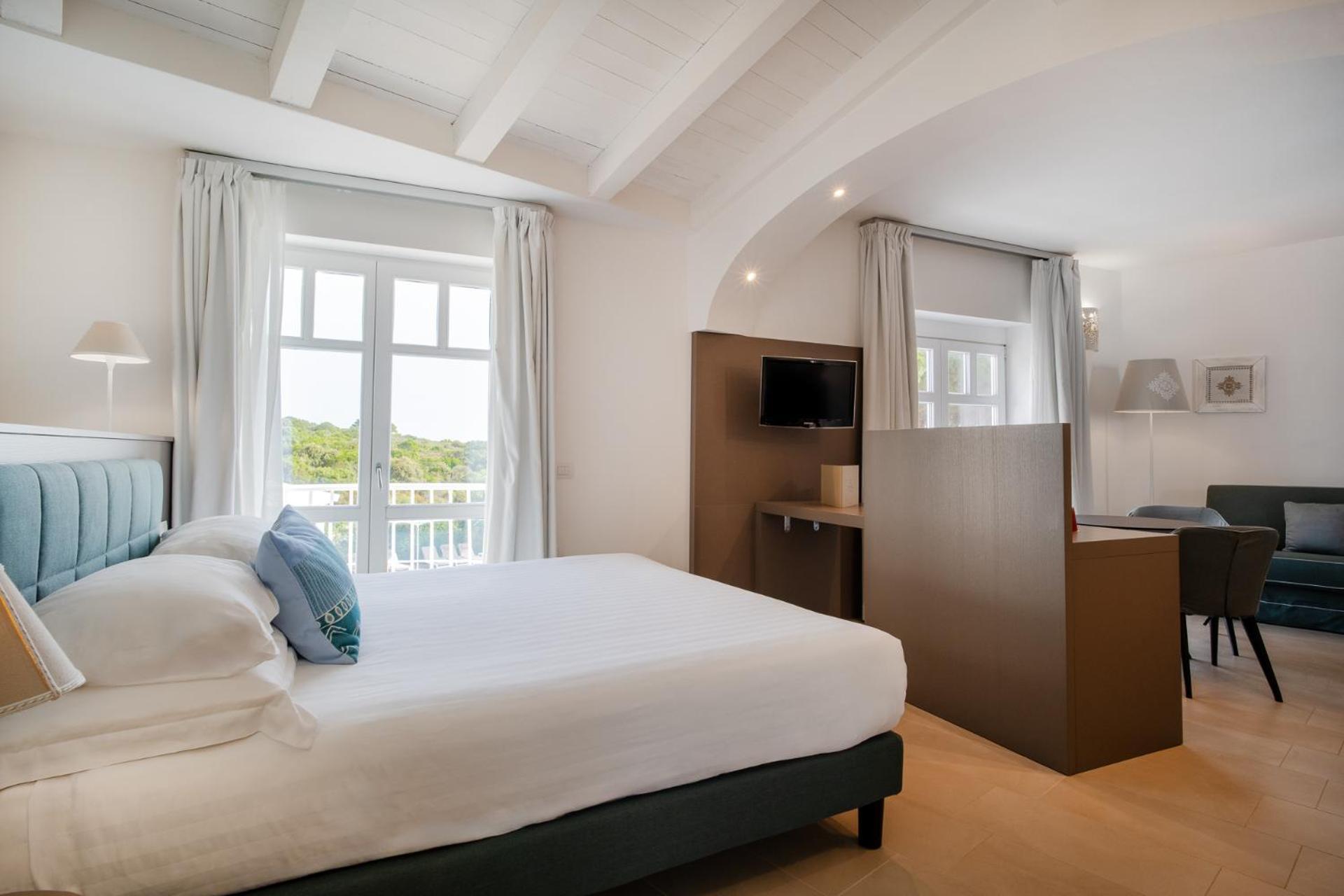 Felix Hotels - Hotel La Coluccia Santa Teresa Gallura Ngoại thất bức ảnh